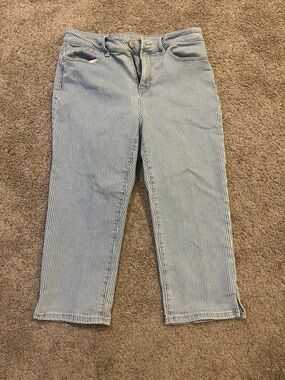 St. John’s Bay Denim Capris-Size 12-New!